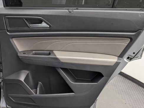 Used 2022 Volkswagen Atlas SE AWD/4WD image 18