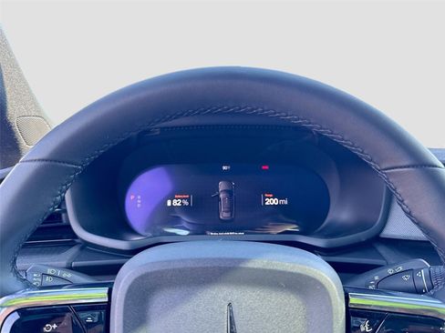 Used 2023 Polestar Polestar 2 w/ Pilot Pack image 9