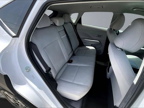 Used 2024 Hyundai Kona SEL AWD/4WD image 26