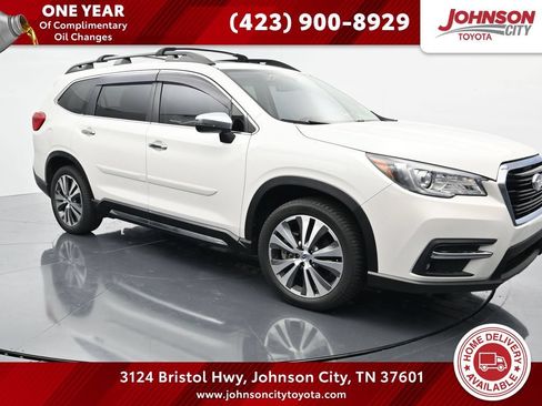 Used 2019 Subaru Ascent Touring AWD/4WD image 1