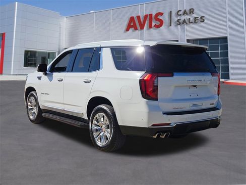 Used 2025 GMC Yukon Denali image 3