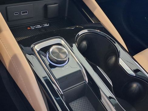 New 2025 Buick Envision Preferred image 6