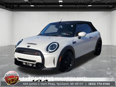 Used 2024 MINI Cooper S image 1