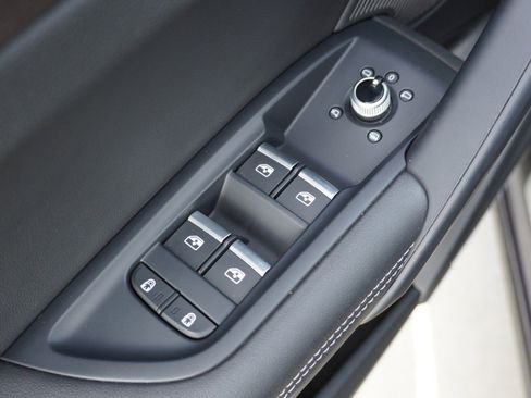 Used 2022 Audi Q5 2.0T Premium Plus image 25