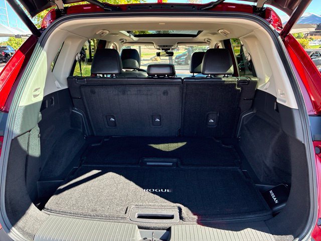 Certified 2023 Nissan Rogue Platinum w/ Platinum Premium Package AWD/4WD image 10