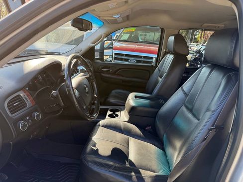 Used 2008 Chevrolet Silverado 3500 LTZ w/ Suspension Package, Off-Road image 21