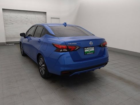 Used 2020 Nissan Versa SV image 5