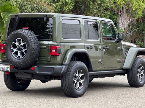 Used 2021 Jeep Wrangler Unlimited Rubicon image 3