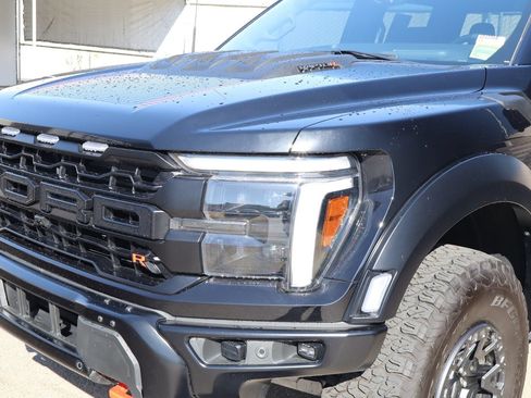 Used 2025 Ford F150 Raptor w/ Equipment Group 803A Raptor R AWD/4WD image 8