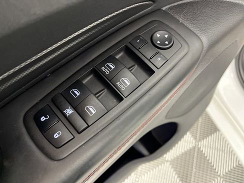 Used 2024 Dodge Durango GT image 35