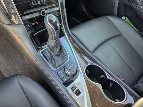 Used 2019 INFINITI Q50 Luxe w/ Essential Package (3.0T Luxe) RWD image 18