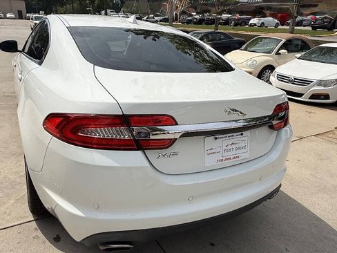 Used 2013 Jaguar XF RWD image 26
