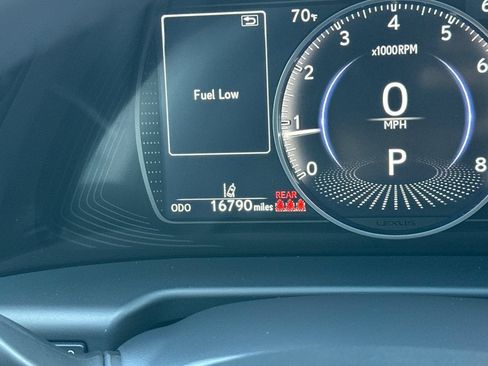Used 2024 Lexus ES 350 FWD image 24