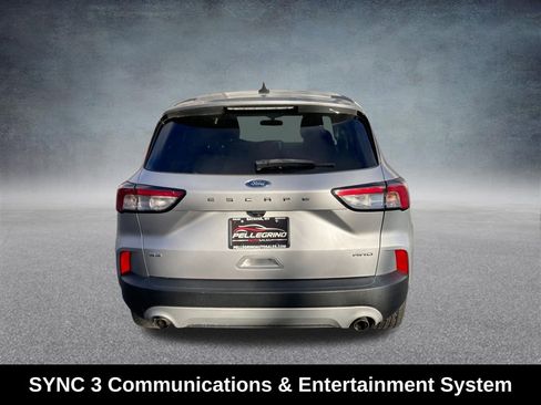 Used 2020 Ford Escape SE image 5