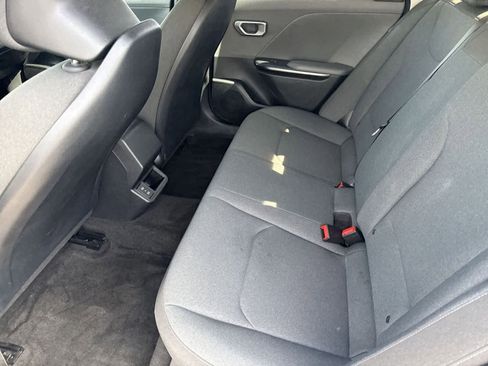 Used 2025 Kia K4 LXS image 14