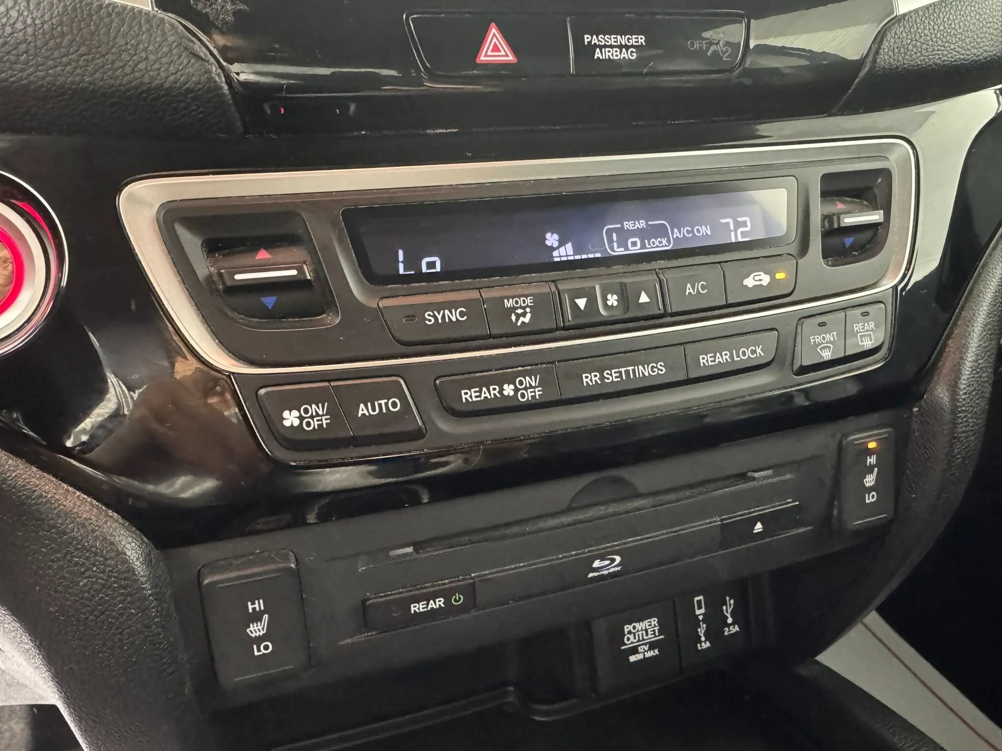 Used 2018 Honda Pilot Touring image 21