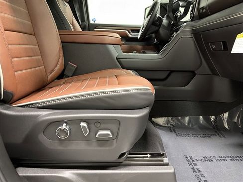 New 2026 GMC Sierra 2500 Denali Ultimate w/ Max Trailering Package image 21