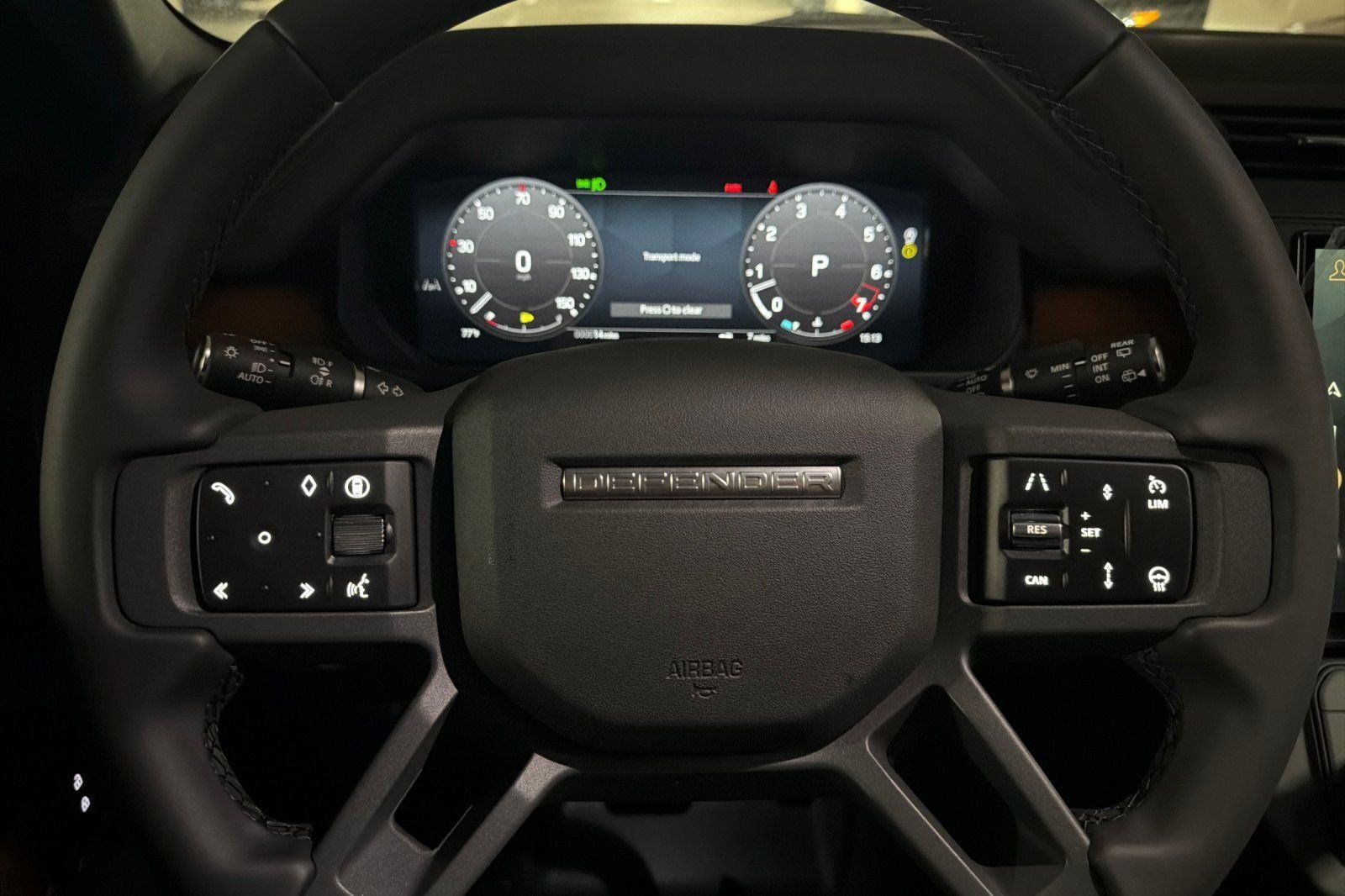 New 2026 Land Rover Defender 130 X-Dynamic SE AWD/4WD image 10