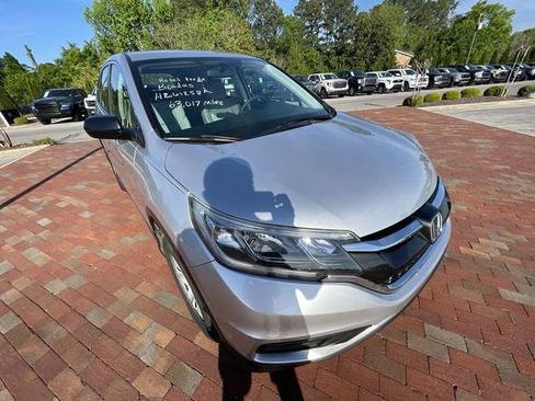Used 2016 Honda CR-V LX image 4