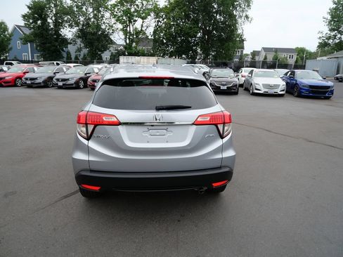 Used 2019 Honda HR-V EX image 4