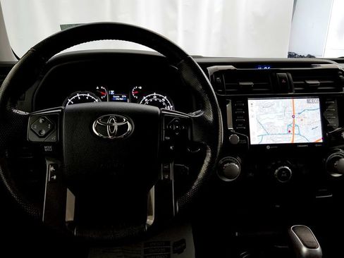 Certified 2024 Toyota 4Runner TRD Off-Road Premium w/ Moonroof Package AWD/4WD image 27