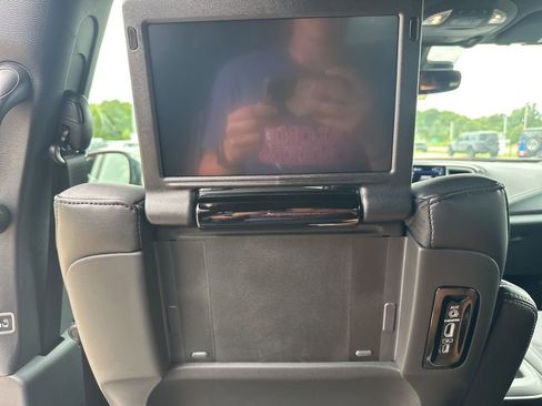 New 2026 Chrysler Pacifica Select image 26