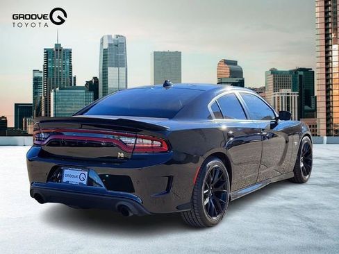 Used 2019 Dodge Charger Scat Pack w/ Dynamics Package image 6