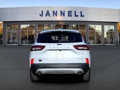 Used 2025 Ford Escape Active w/ Tech Pack #1 image 8