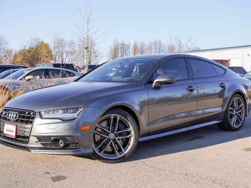 Used 2017 Audi S7 Prestige w/ Prestige Package image 3