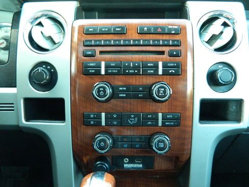 Used 2010 Ford F150 Lariat AWD/4WD image 16