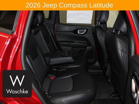 Used 2026 Jeep Compass Latitude w/ Quick Order Package 29K AWD/4WD image 19