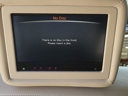 Used 2020 Nissan Armada Platinum w/ Captain's Chairs Package image 36