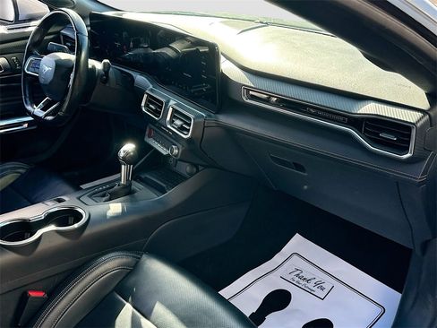 Used 2024 Ford Mustang Premium image 27