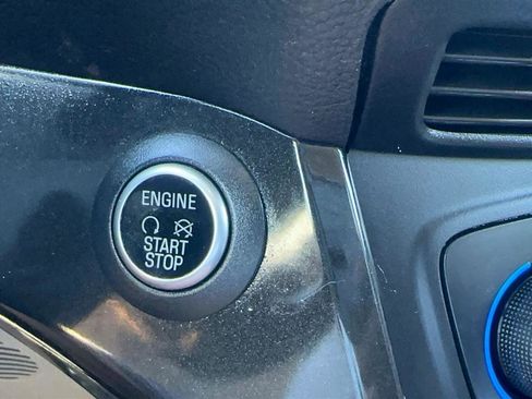 Used 2017 Ford Escape Titanium image 47