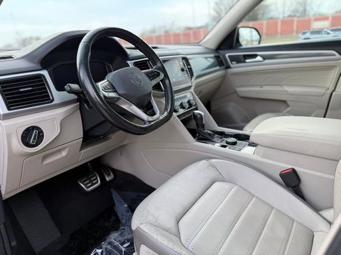Used 2021 Volkswagen Atlas SEL Premium image 21