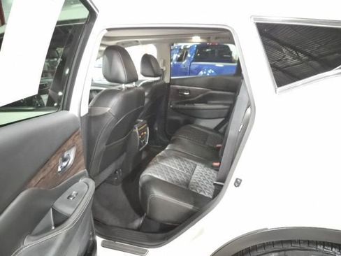 Used 2021 Nissan Murano Platinum w/ Cargo Package image 13