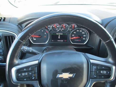 Certified 2022 Chevrolet Silverado 3500 LT w/ Convenience Package image 25