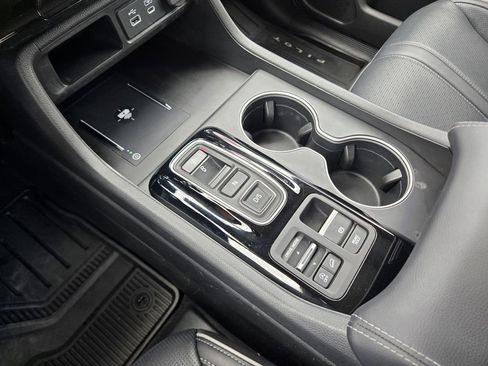 Certified 2024 Honda Pilot Elite image 29