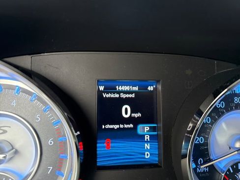 Used 2014 Chrysler 300 S image 20