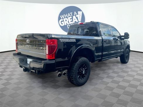 Used 2022 Ford F250 Lariat w/ Tremor Off-Road Package image 6