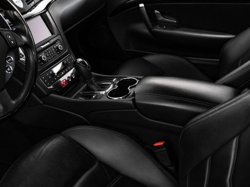 Used 2014 Maserati GranTurismo MC image 29