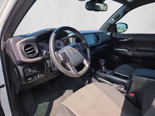 Used 2020 Toyota Tacoma TRD Off-Road w/ Technology Package RWD image 9