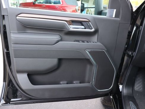 New 2026 Chevrolet Silverado 3500 LT AWD/4WD image 4