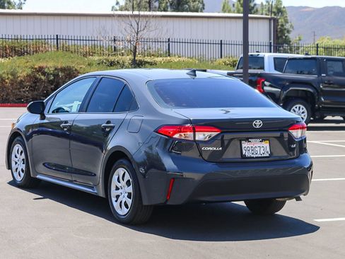 Certified 2025 Toyota Corolla LE FWD image 8