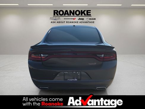Used 2019 Dodge Charger SXT image 27
