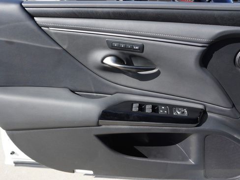 Certified 2024 Lexus ES 350 w/ Premium Package FWD image 20