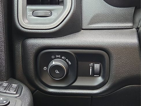 Used 2023 RAM 2500 Tradesman AWD/4WD image 21