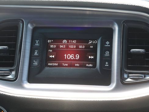 Used 2017 Dodge Challenger R/T RWD image 18