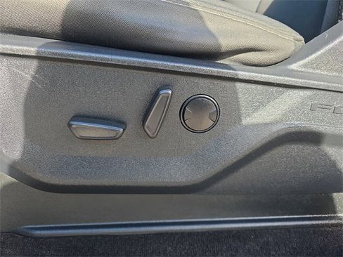 Used 2022 Ford F150 XLT w/ Equipment Group 302A High image 31