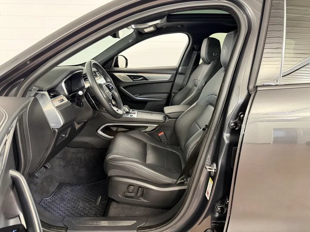 Used 2024 Jaguar F-PACE R-Dynamic S AWD/4WD image 12